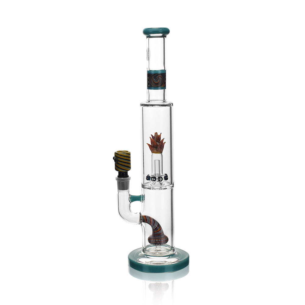 Elevate Your Smoking Experience with the Stunning Cygnus Water Pipe