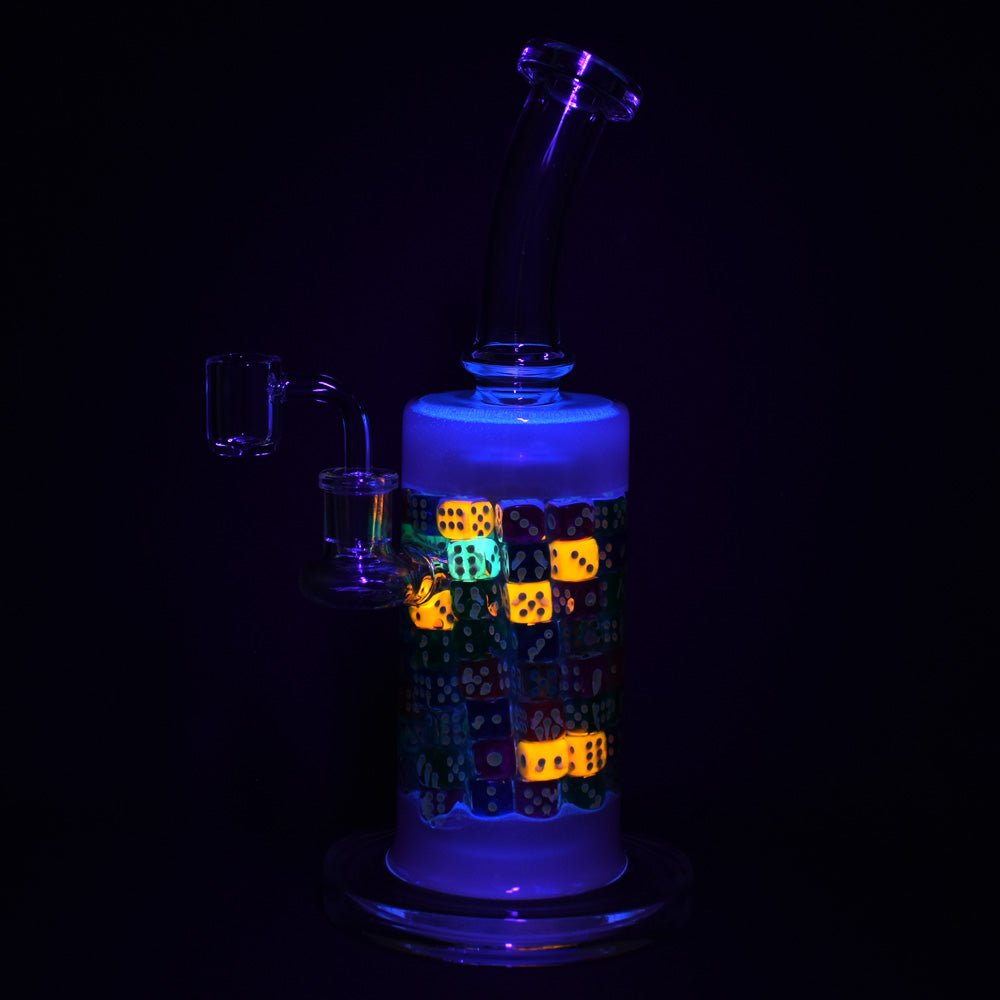 Elevate Your Vibes with the Feelin’ Lucky Glass Rig Experience