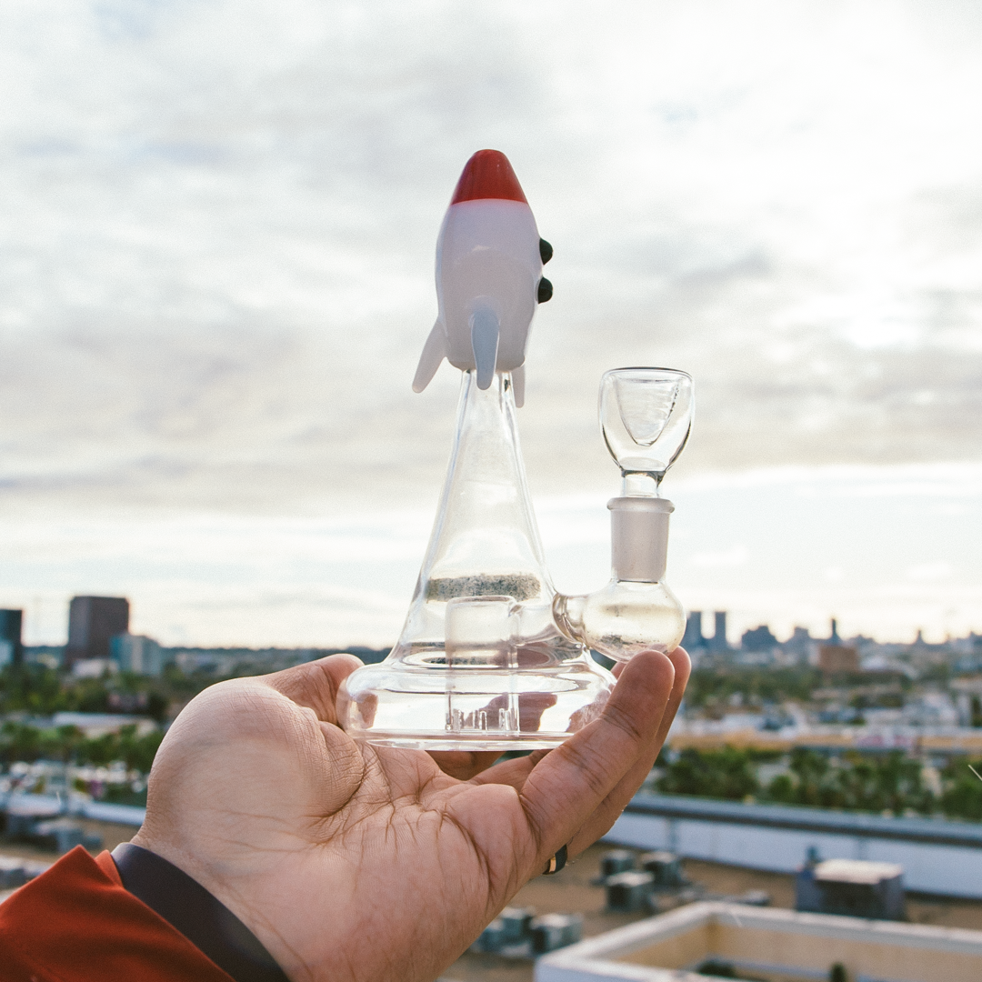 Launch Your High with the Blastoff Rocket Bong - Limited Supplies!