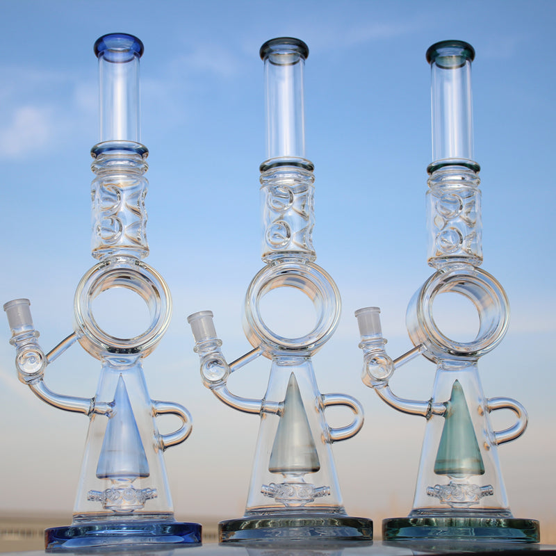 Experience Epic Rips with Our 18-Inch Glass Water Pipe!