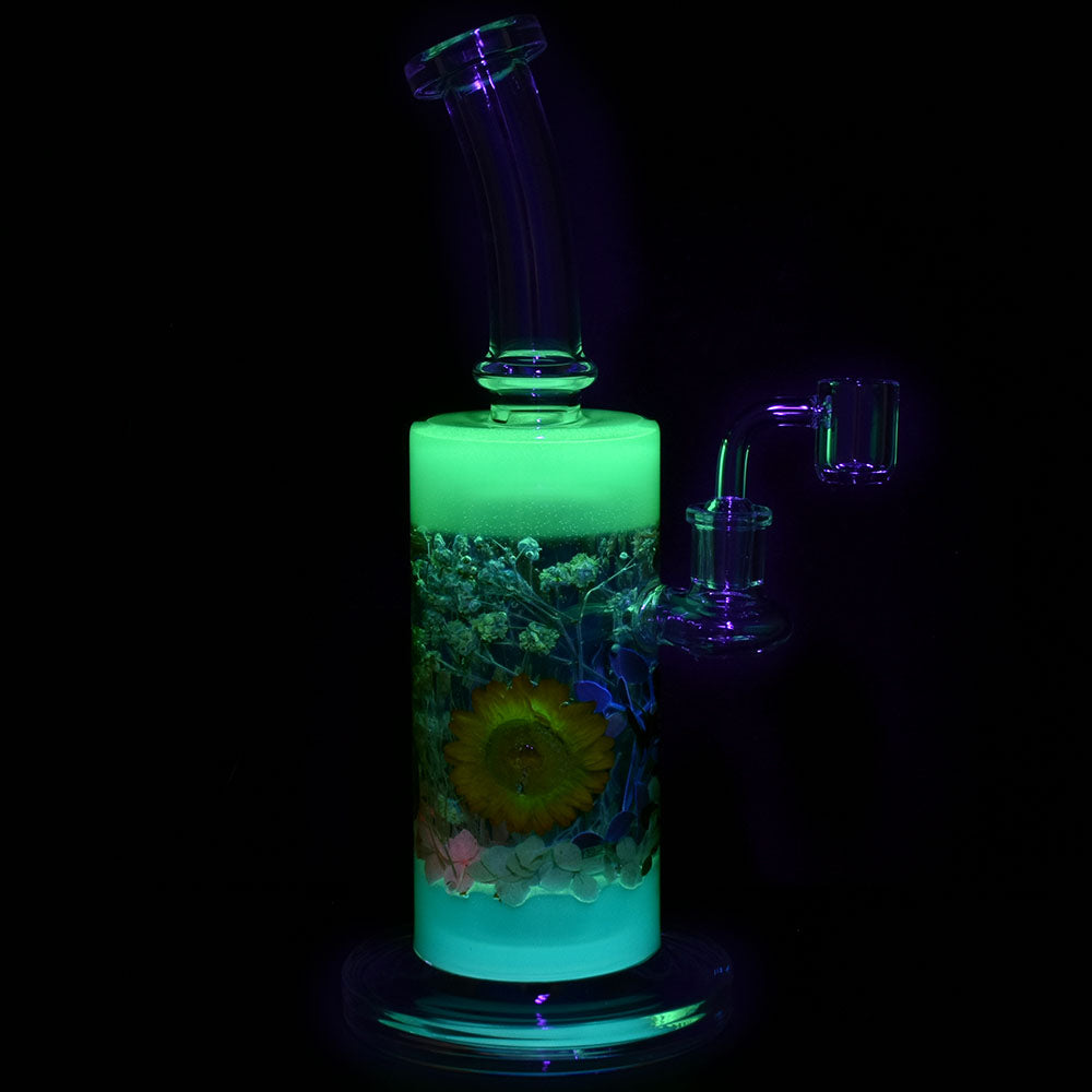 Elevate Your Experience with the Always Summer Glass Dab Rig