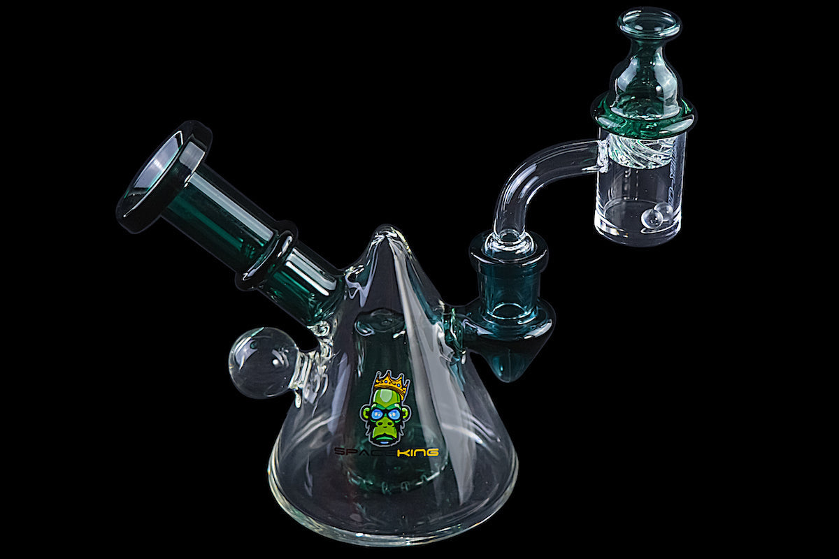 Elevate Your Experience with the Space King Glass Mini Rig!