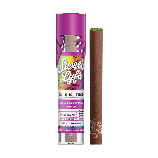 Experience the Buzz with Sweet Blunt Delta-8-THC Magic